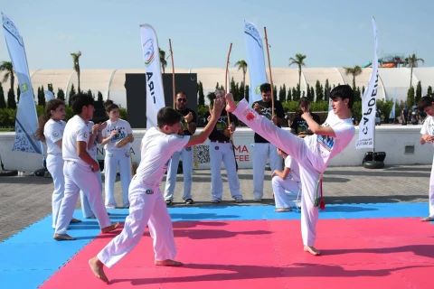 Fərid Qayıbov Yay İdman Festivalını ziyarət edib