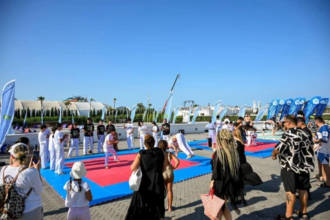 Fərid Qayıbov Yay İdman Festivalını ziyarət edib