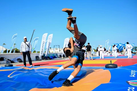 Fərid Qayıbov Yay İdman Festivalını ziyarət edib