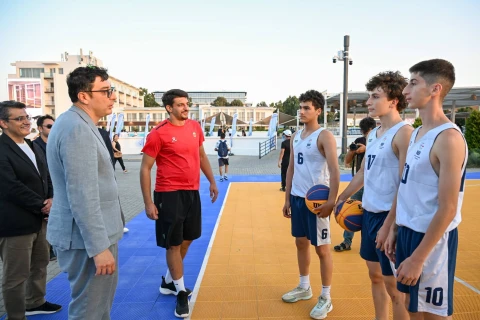 Fərid Qayıbov Yay İdman Festivalını ziyarət edib