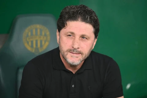 Fatih Tekke “Trabzonspor”dan istefa verdi