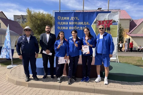 Kamandan oxatanlarımız Belarusda iki medal qazandı - FOTO