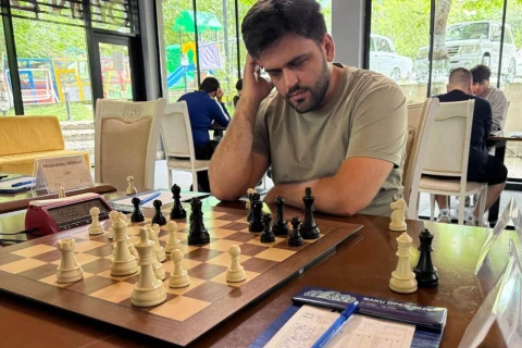 Qubada şahmatçılar beynəlxalq norma uğrunda mübarizə aparırlar - FOTO