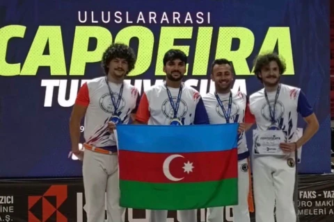 Azərbaycan idmançıları kapoeyra üzrə beynəlxalq turnirdə altı medal qazanıblar - FOTO