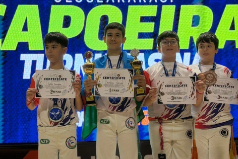 Azərbaycan idmançıları kapoeyra üzrə beynəlxalq turnirdə altı medal qazanıblar - FOTO