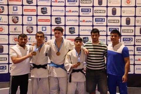 Cüdo millimiz beynəlxalq turnirdə 11 medalla birinci yeri tutub - FOTO