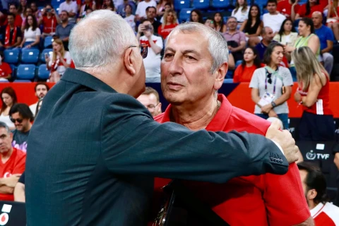 Faiq Qarayev Türkiyə Voleybol Federasiyası tərəfindən mükafatlandırılıb