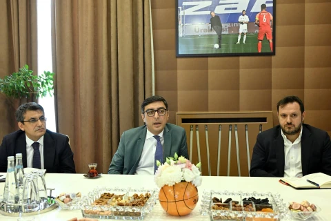 Fərid Qayıbov “SportAccord”un prezidentini qəbul edib - FOTO