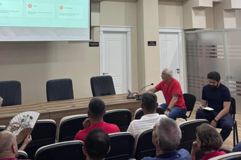Almaniyalı mütəxəssis Azərbaycan atletika məşqçilərinə təlim keçib - FOTO