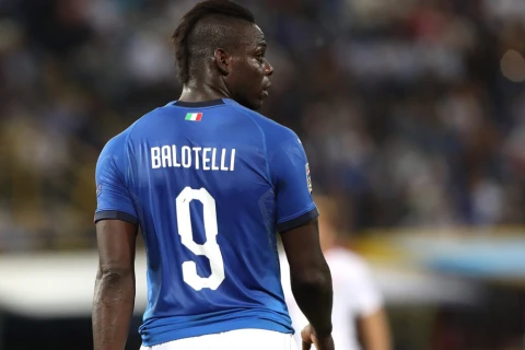 Balotelli İtaliya futbolundakı problemlərin səbəblərini açıqlayıb