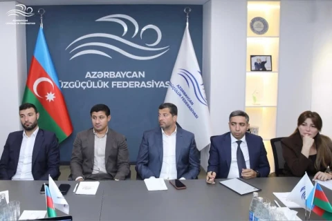 Bakıda keçiriləcək üzgüçülük üzrə Dünya Kubokuna hazırlıq məsələləri müzakirə olunub - FOTO
