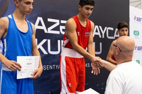 Boks üzrə U-15 Azərbaycan Kubokunun qalibləri müəyyənləşib