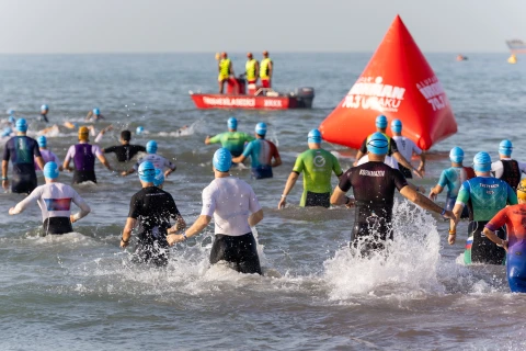 Üç azərbaycanlı atlet “Alufar IRONMAN 70.3 Baku” triatlon yarışının qalibi olub
