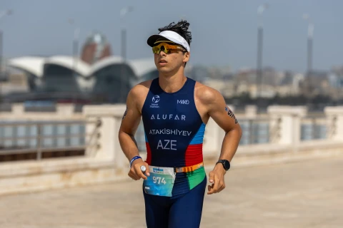 Üç azərbaycanlı atlet “Alufar IRONMAN 70.3 Baku” triatlon yarışının qalibi olub