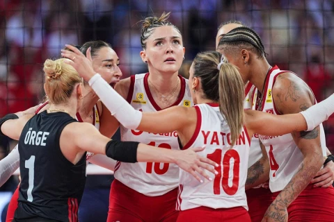 Сборная Турции во второй раз подряд выиграла чемпионат Европы по волейболу