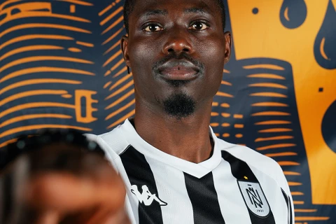 “Neftçi” nigeriyalı hücumçu transfer edib