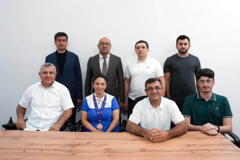 Dünya çempionatında medal qazanan bocciaçı ilə Bakıda görüş keçirildi - FOTO
