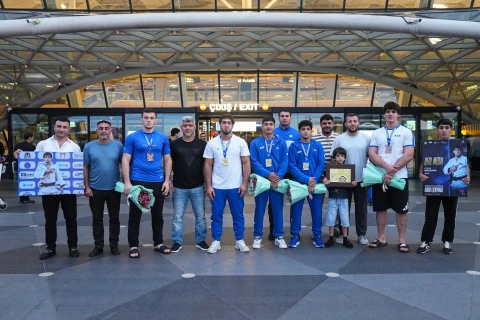 Cüdoçularımız gənclər arasında Avropa çempionatından beş medalla Vətənə qayıdıblar - FOTO