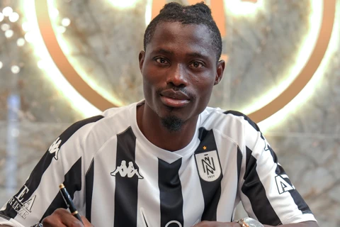“Neftçi” nigeriyalı hücumçu transfer edib