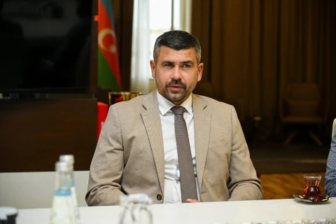 Fərid Qayıbov Dünya Minifutbol Federasiyasının prezidentini qəbul edib