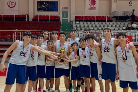 U14 millimiz Yalova turnirini ikinci yerdə başa vurub
