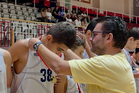 U14 millimiz Yalova turnirini ikinci yerdə başa vurub