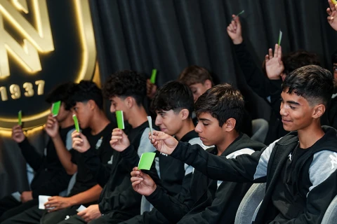 “Neftçi”nin U-16 komandası iqlim fəaliyyəti barədə məlumatlandırıldı - FOTO
