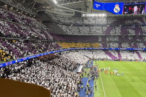 “Real Madrid” fanatları “Santyaqo Bernabeu”da Seutaya dəstək şüarları səsləndiriblər - VİDEO