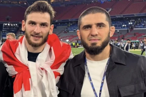 UFC çempionu “Qızıl top” üçün Xviçanı seçdi