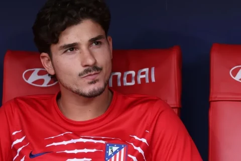 “Atletiko” Alvareslə bağlı Dekonun açıqlamasından sonra sərt bəyanat verdi