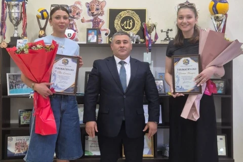“Gəncə” milli komandanın voleybolçuları ilə görüşüb