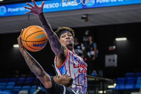“LANDAU Lions”un amerikalı basketbolçusu: “Daha inamlı olmağımız lazımdır”