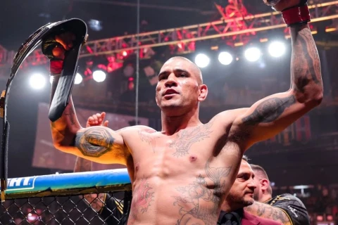 Keçmiş UFC çempionu azarkeşlərdən növbəti rəqibini seçmələrini xahiş edib