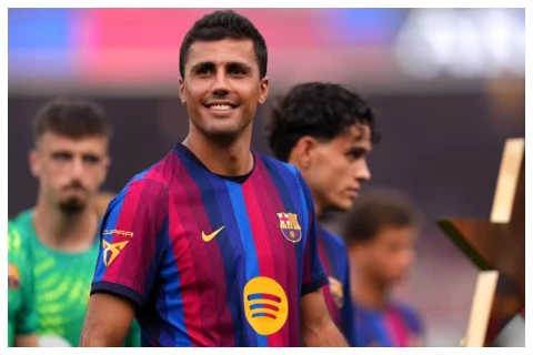 Rodri “Barselona”da onu ən çox təəccübləndirən futbolçunun adını açıqladı