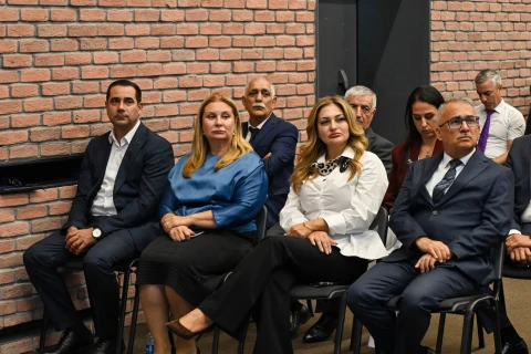 Fərid Qayıbov Azərbaycan İdman Akademiyasının tələbələri ilə görüşüb - FOTO
