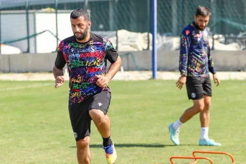 Rahid Əmirquliyev: “Birinci Liqada oynamaq elə də asan deyil”
