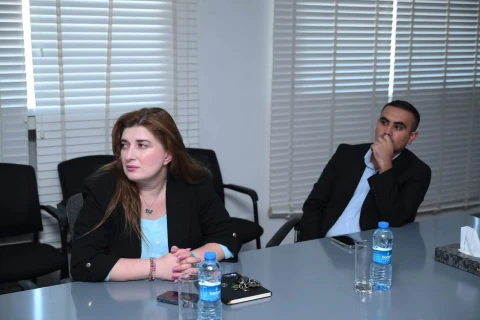 Kembric Universitetinin eksperti İdman Akademiyasında dəyirmi masa keçirib - FOTO