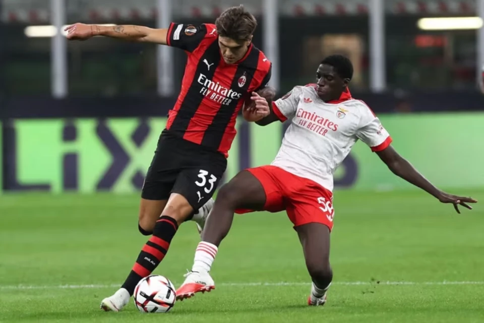 “Benfika” səfərdə “Milan”a qalib gəldi, “Sanderlend”, “Bayer” və “Lion” üç xala sevindi
