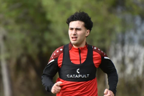 Azərbaycan millisinin futbolçusu Almaniyada komandasını dəyişib