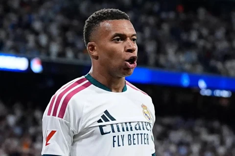 Mbappe PSJ-dəki son mövsümünü “inanılmaz dərəcədə çətin” adlandırıb