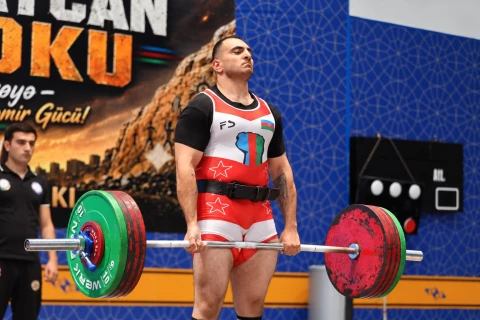 Xüsusi olimpiyaçılar Azərbaycan Kubokunda iki qızıl medal qazandılar - FOTO