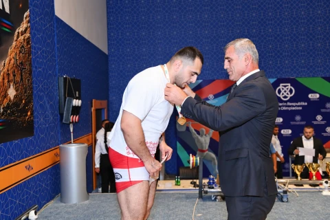 Xüsusi olimpiyaçılar Azərbaycan Kubokunda iki qızıl medal qazandılar - FOTO