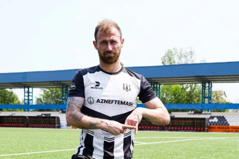 “Karvan-Yevlax” futbolçu ilə yollarını ayırıb