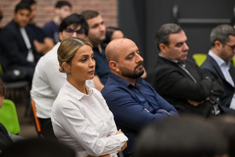 Fərid Qayıbov idman federasiyalarının nümayəndələri ilə 28-ci görüşünü keçirib - FOTO