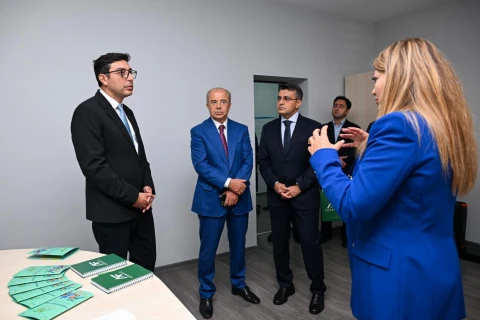 Fərid Qayıbov idman federasiyalarının nümayəndələri ilə 28-ci görüşünü keçirib - FOTO
