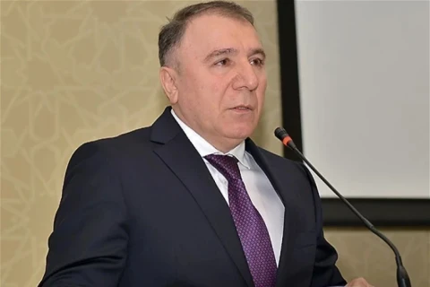 İsgəndər Cavadov Azərbaycan futbolunun inkişafındakı xidmətlərinə görə təltif edildi