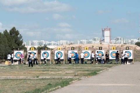 В Баку стартовал городской чемпионат по стрельбе из лука - ФОТО
