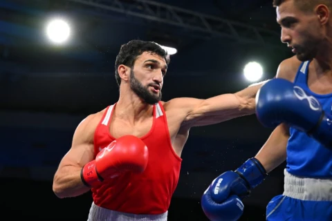 Boksçumuz Avropa çempionatında Ermənistan təmsilçisinə qalib gələrək 1/4 finala vəsiqə qazanıb - FOTO