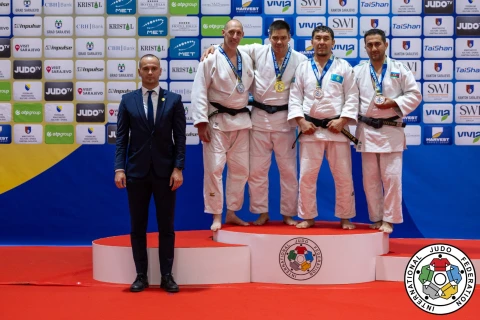 Azərbaycan cüdoçuları veteranlar arasında dünya çempionatında daha üç medal qazanıblar