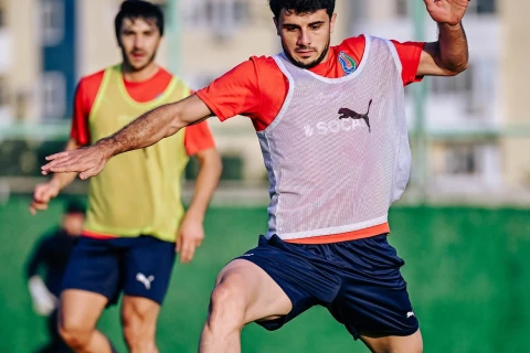 Futbol millimiz Bakıda məşqlərini davam etdirir - FOTO